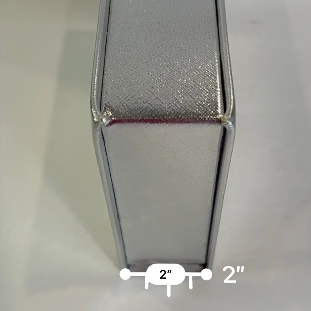 🆕 Vince Camuto Jewelry Box Silver Metallic Purple Satin Organizer Case
